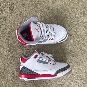JORDAN 3s retro fire red